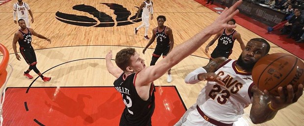 raptors cavaliers.jpg