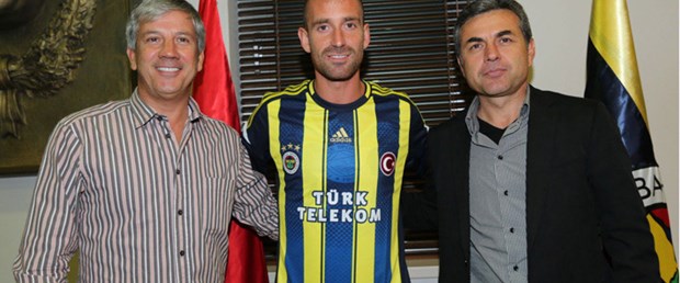 Raul Meireles imzayı attı