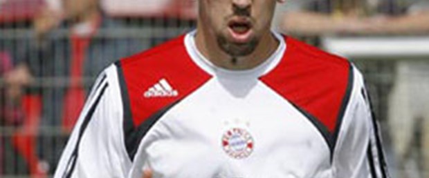 Ribery'e 3 maç ceza