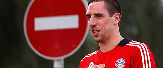 Ribery'nin tırnakları çekildi