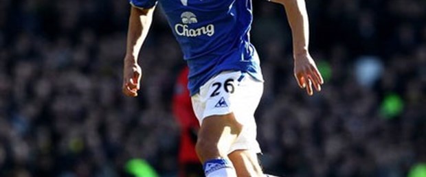 Rodwell Everton'da kaldı