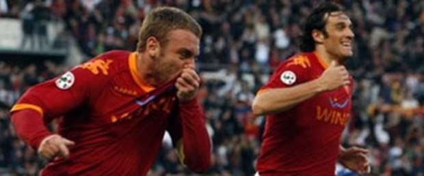 Roma lideri devirdi