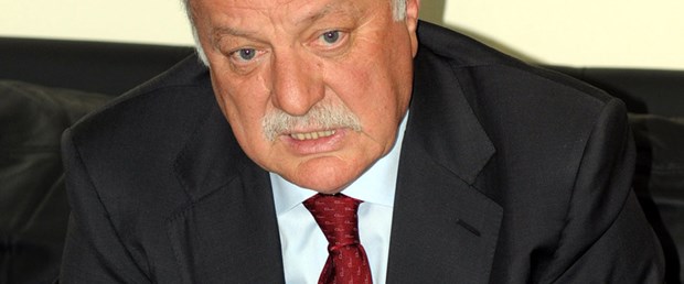 Sadri Şener'den futbolculara gözdağı