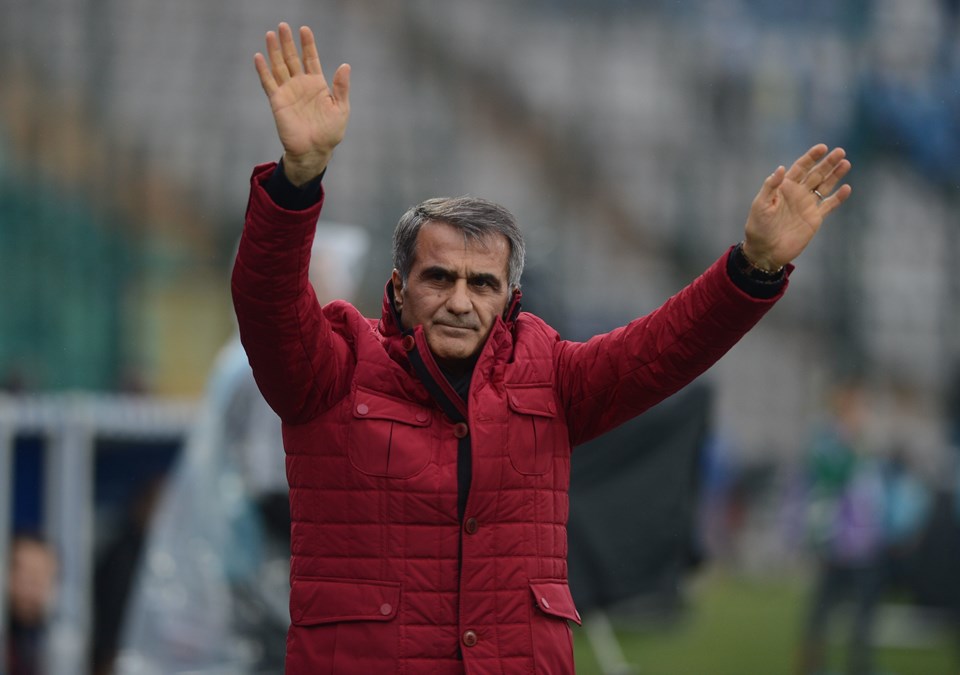 Güneş, 29 Mayıs 2014 tarihinde Bursaspor ile 1 yıllık sözleşme imzaladı ve 2014-2015 sezonu için Bursaspor'un başında göreve başladı.