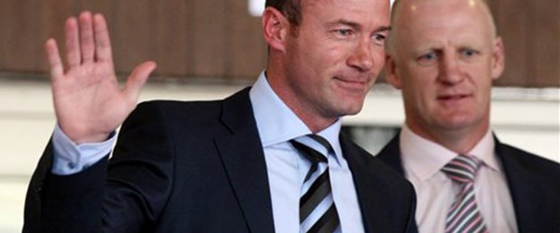 Shearer resmen Newcastle'da