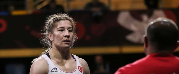 yasemin adar.jpg