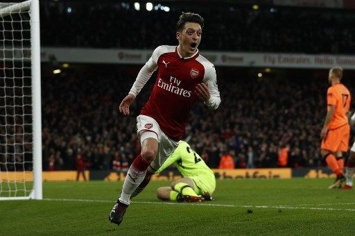 MESUT ÖZİL / ARSENAL
