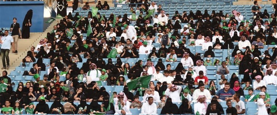 Suudi Arabistan'da kadınlar için tribünlere...