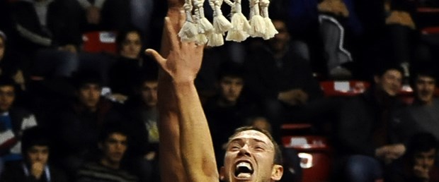 Telekom'u Dudley sırtladı: 79-75