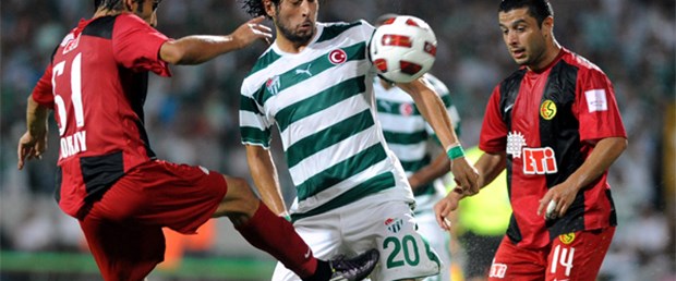 Timsah sonradan uyandı!