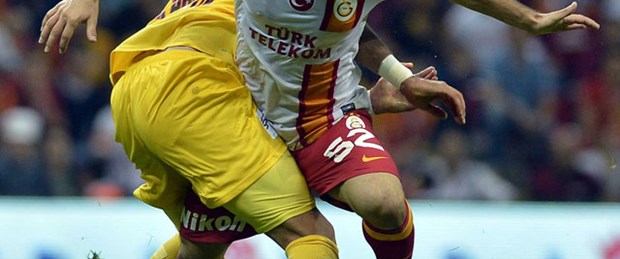TT Arena'da son dakika depremi