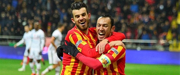 umut bulut.jpg