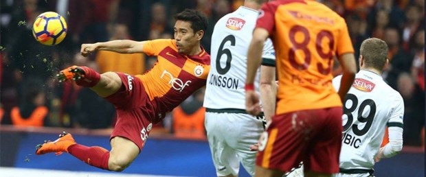 yuto nagatomo.jpg
