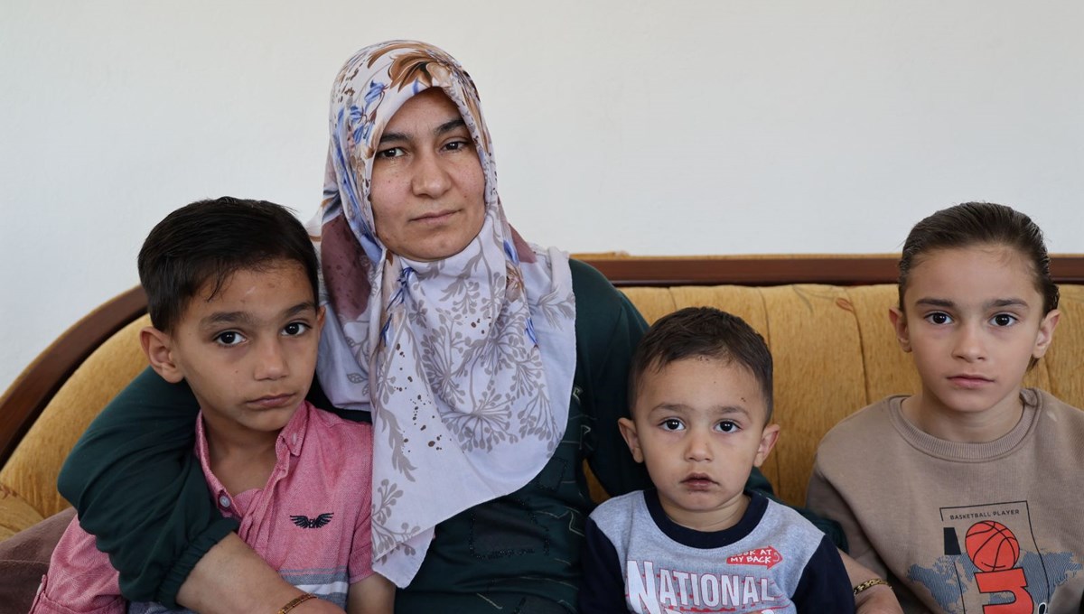 40 günlük bebeğiyle enkaz altında kalmıştı: Depremden sağ kurtulan kadın yaşadıklarını gözyaşları içinde anlattı 40 günlük bebeğiyle enkaz altında kalmıştı: Depremden sağ kurtulan kadın yaşadıklarını gözyaşları içinde anlattı