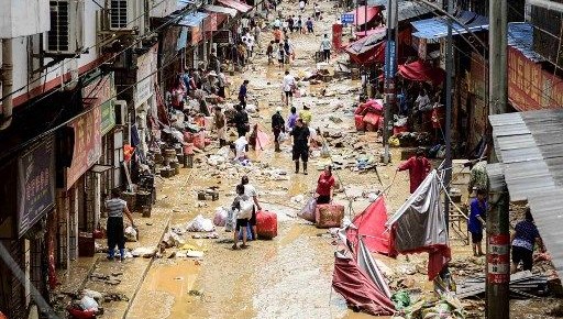 Çin’de sel: Altı kişi öldü