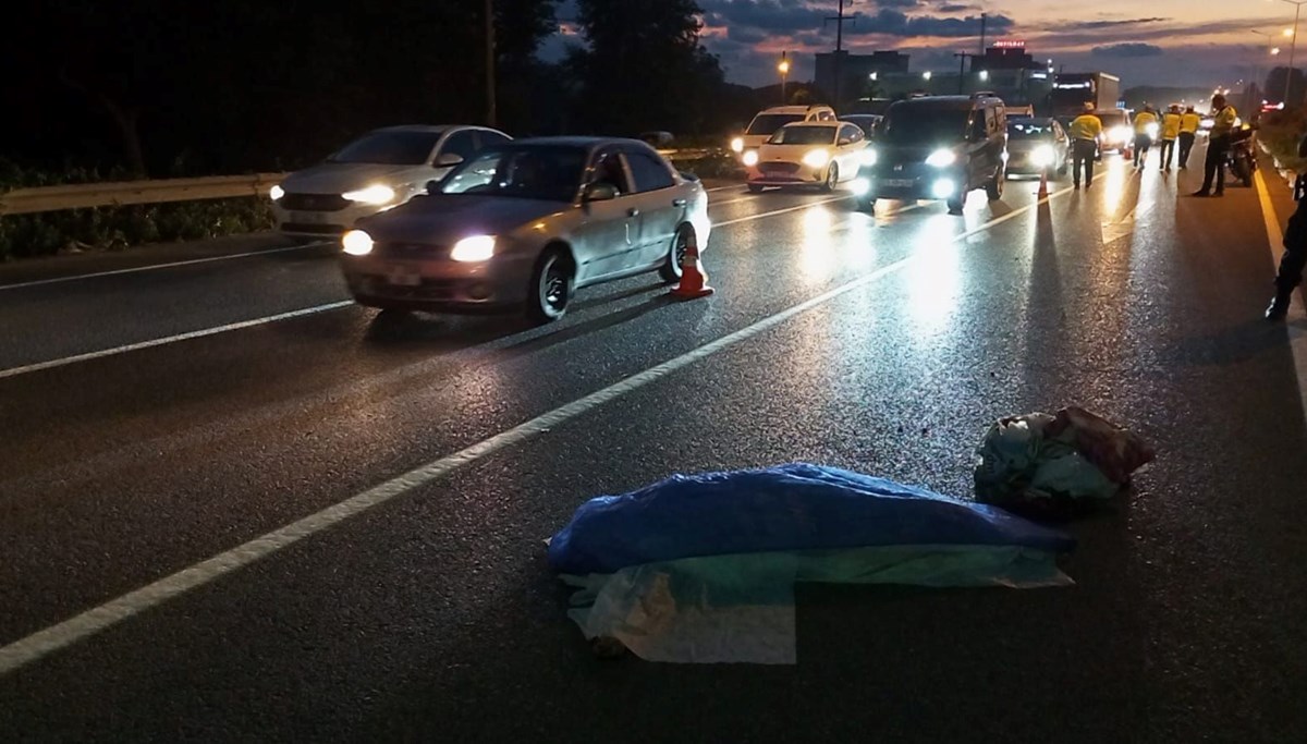 Samsun'da 2 otomobilin çarptığı kadın öldü Samsun'da 2 otomobilin çarptığı kadın öldü