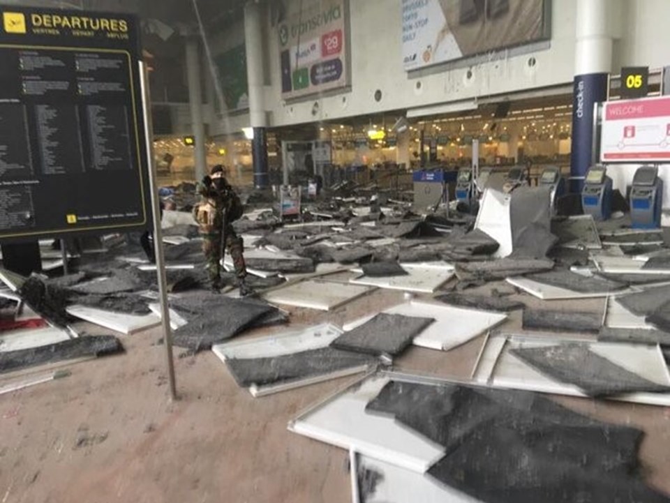 Brüksel'de art arda 3 patlama: 34 ölü - 3