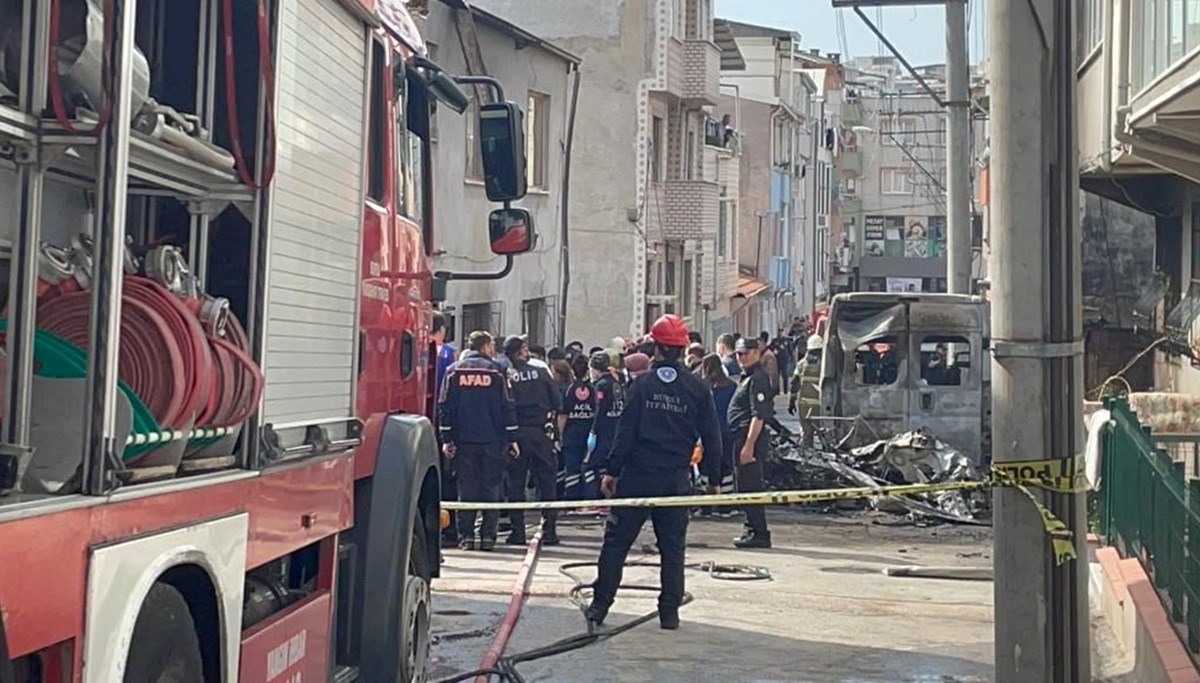 SON DAKİKA: Bursa'da eğitim uçağı düştü: 2 ölü