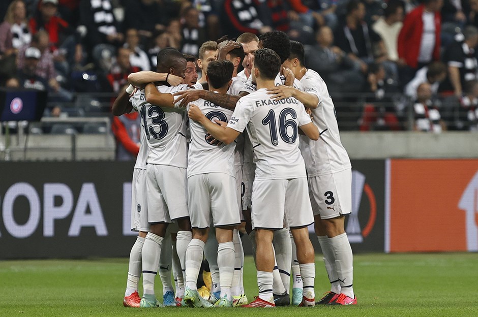 Antwerp - Fenerbahçe maçı seyircisiz oynanacak