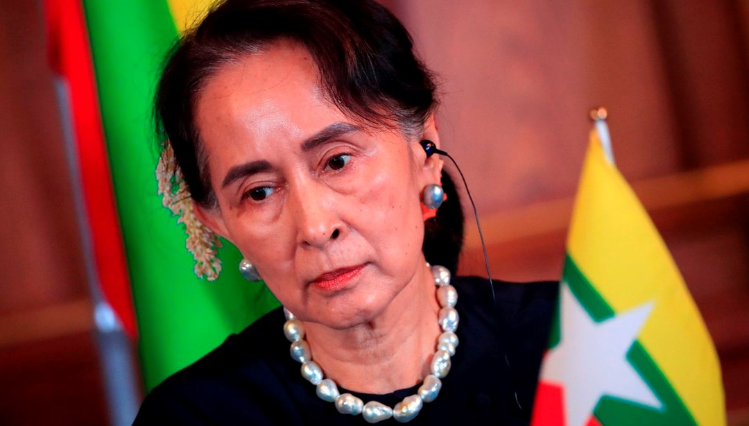 Myanmar da devrik lider Suu Kyi ev hapsine alındı