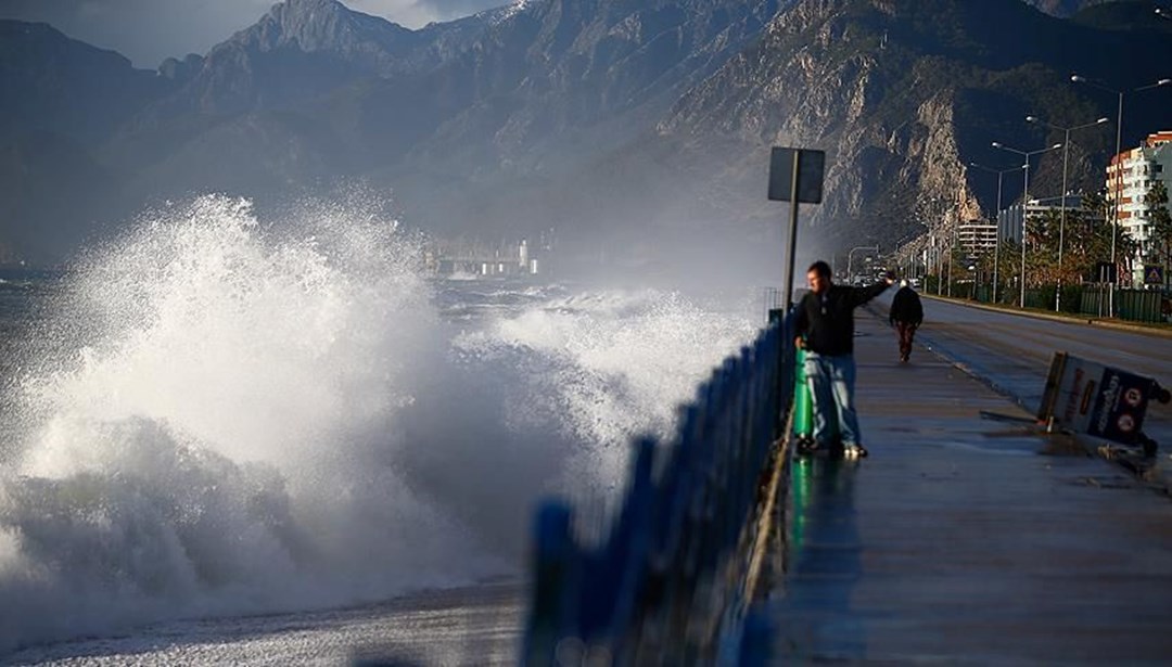 Meteoroloji saat verdi: İki bölge için fırtına uyarısı