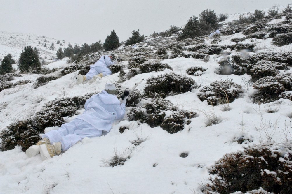 PÖH'lerden Doğu Karadeniz'in karlı dağlarında kış operasyonu - 2