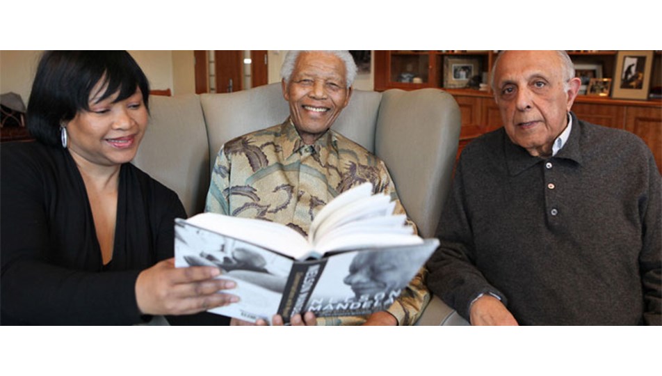 Mandela'dan yeni kitap: Kendimle Söyleşi