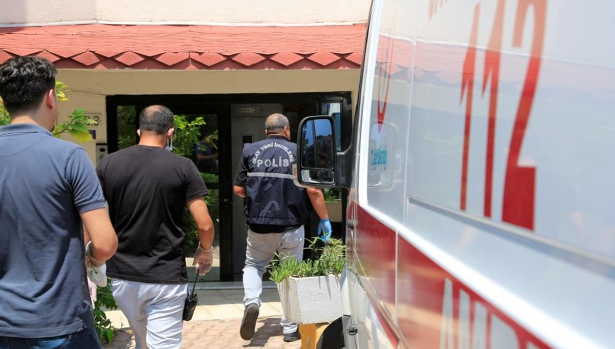 Antalya'da emekli öğretmenin şüpheli ölümü Antalya'da emekli öğretmenin şüpheli ölümü