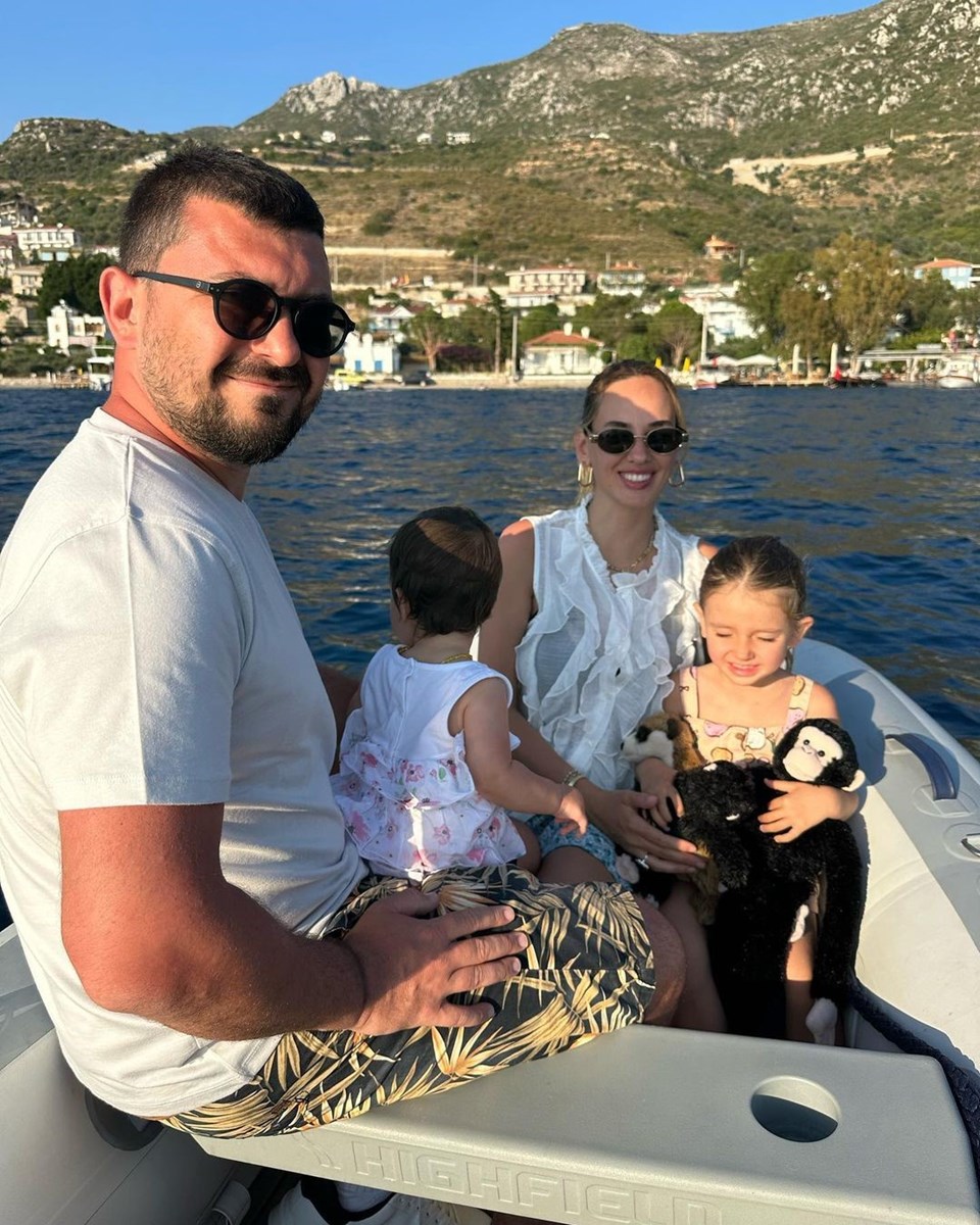 Seda Bakan'dan mutlu aile pozu - 1