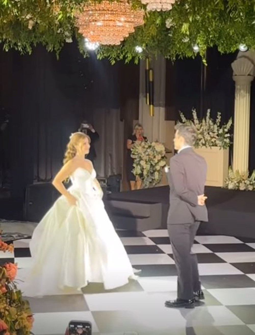 Sihirli Annem'in Çilek'i Zeynep Özkaya evlendi: Çok güzelsiniz - 4