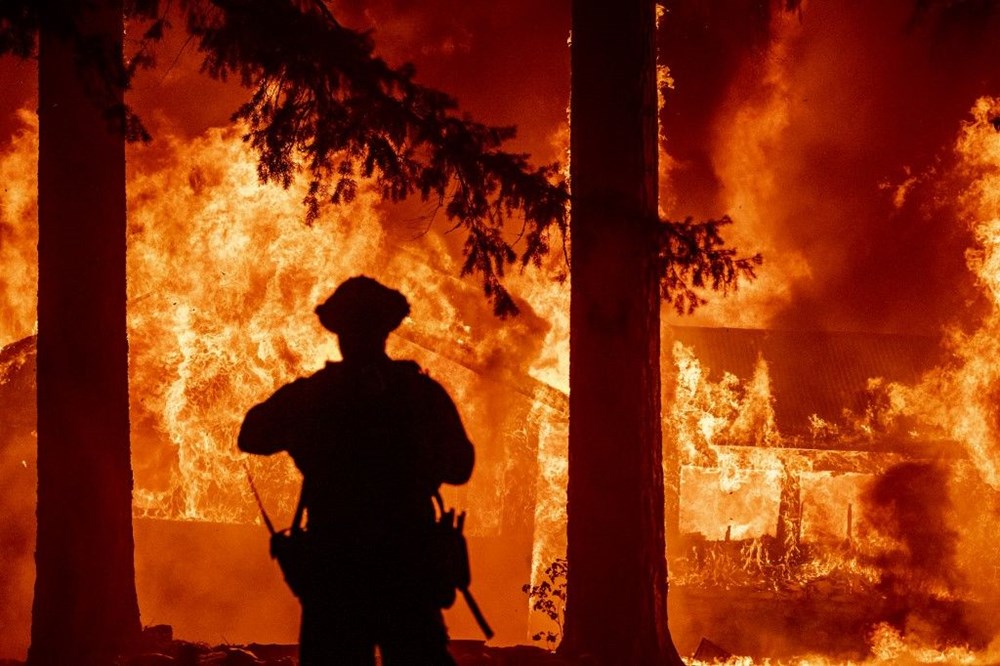 Fire go out. Put out a Fire. Fire of BERRILIY. Disaster. As soon as the Fire put out the Firefighters left..