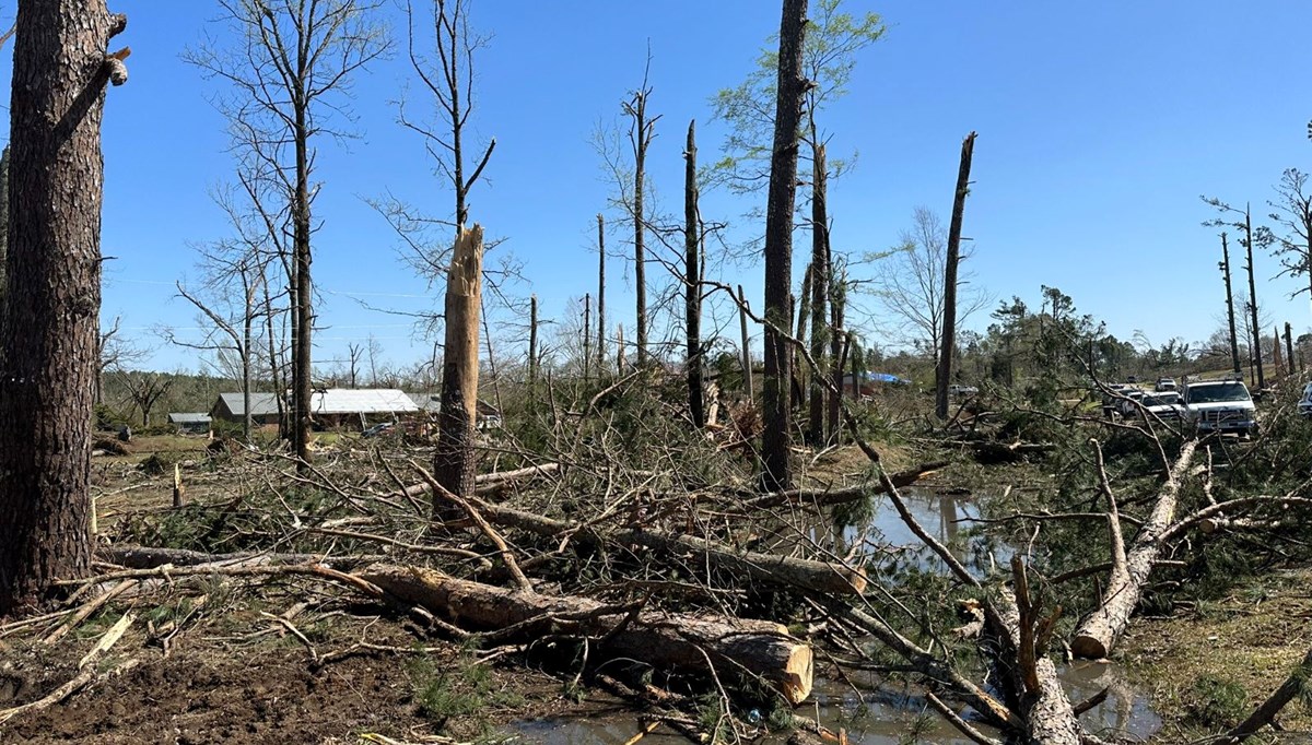 ABD’nin Mississippi eylatinde kasırga: 25 ölü