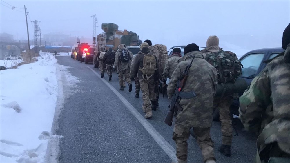 Bitlis Tatvan'da Cougar tipi helikopter düştü: 9 şehit - 8