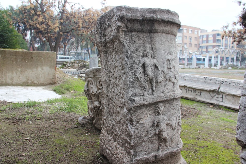 Akhisar'da antik şehirle modern şehir iç içe - 23