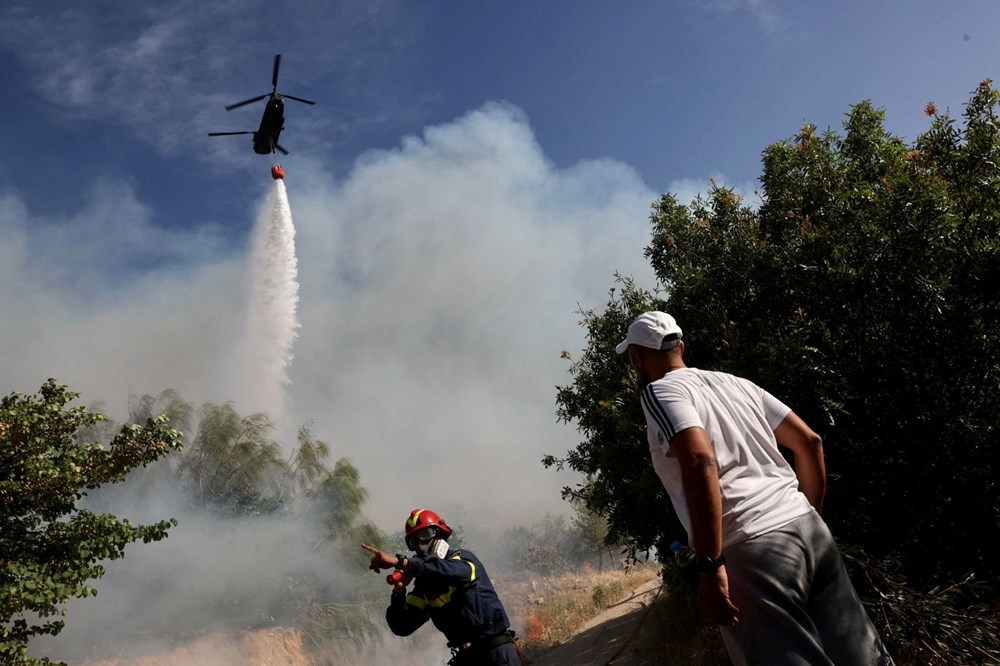 Yunanistan'da büyük yangın: Bazı bölgeler tahliye edildi - 4