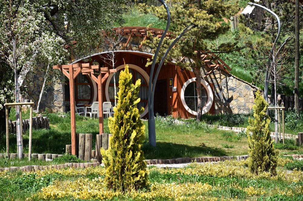 Sivas�ın Hobbit Evleri�ne Rusya ve Ukrayna�dan yoğun talep NTV