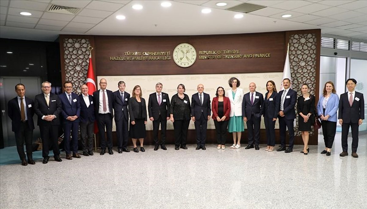 Bakan Şimşek, EBRD yönetimiyle görüştü Bakan Şimşek, EBRD yönetimiyle görüştü