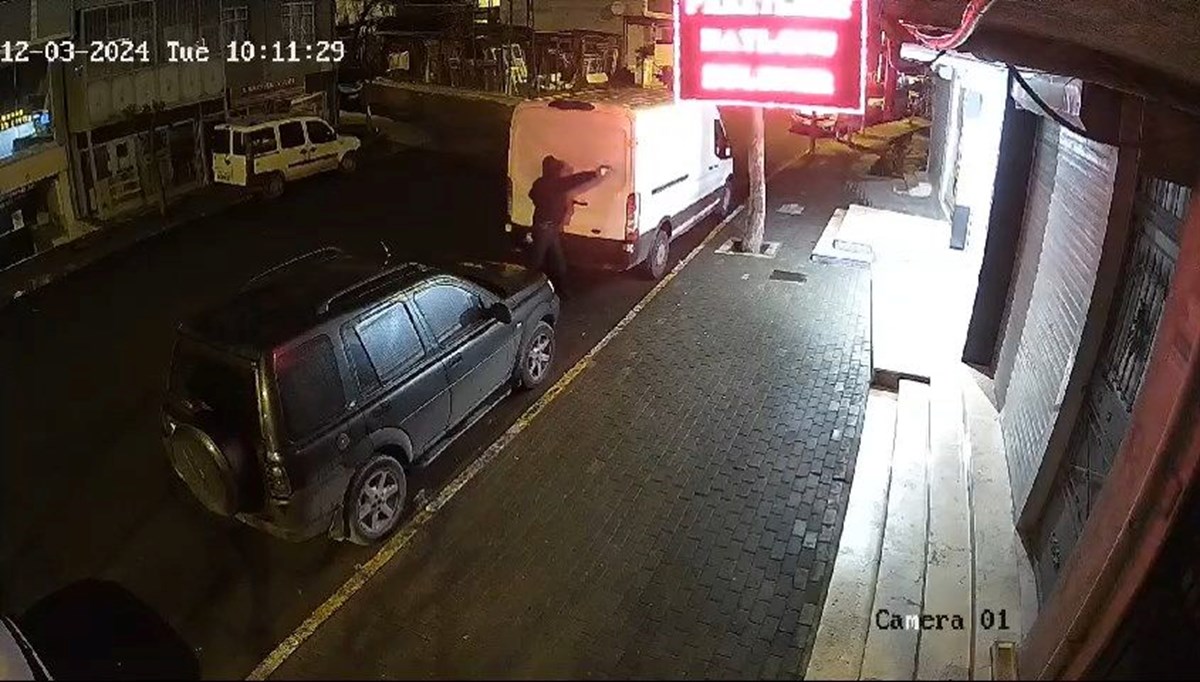 İstanbul’da bir ay arayla ikinci saldırı: “Sana 5 milyon lira ceza kestik” İstanbul’da bir ay arayla ikinci saldırı: “Sana 5 milyon lira ceza kestik”