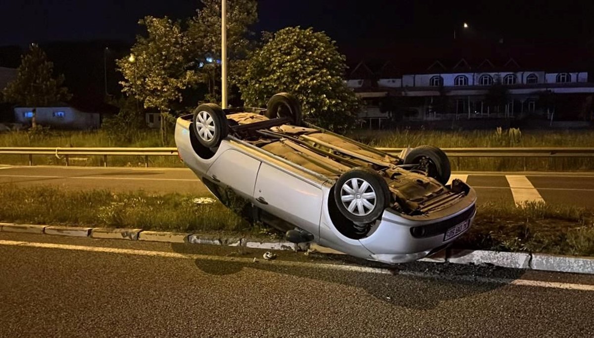 Takla atan otomobilden burnu bile kanamadan çıktı Takla atan otomobilden burnu bile kanamadan çıktı