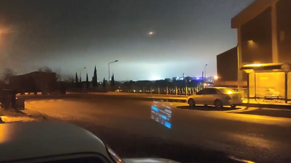 Beyaz ışık yayıldı, elektrikler kesildi - 2