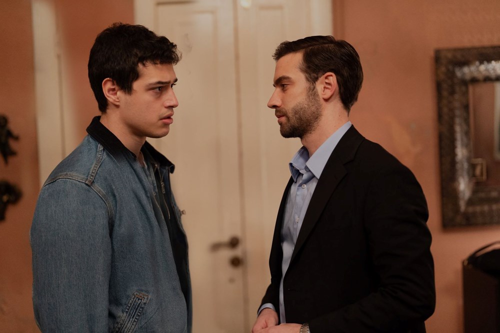 Sahipsizler: Vera'nın Sırrı 15. Bölümde Ortaya Çıkıyor! 78 t5nPQDylGUeHLScmQDJ0nw