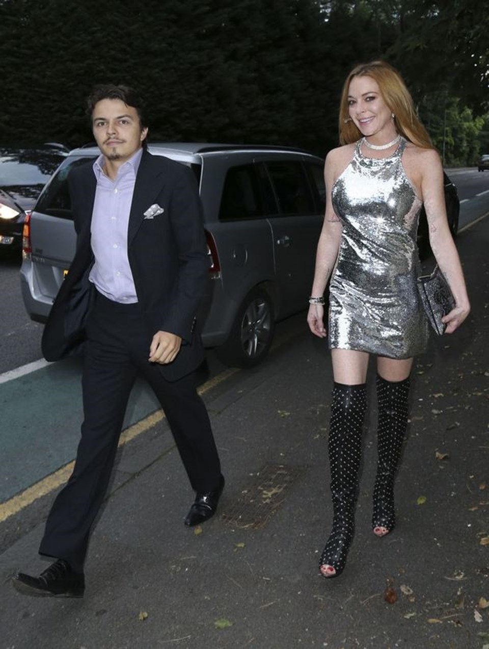 Lindsay Lohan Rus işadamı nişanlısıyla doğum günü partisinde - 2