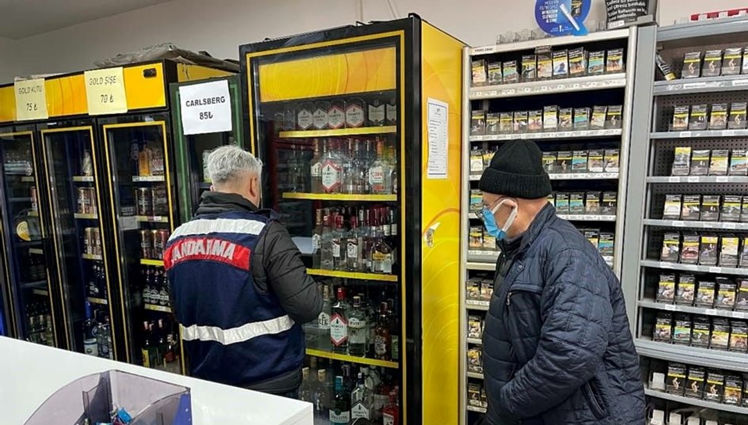 Eskişehir'de jandarmadan kaçak ve sahte alkol operasyonları