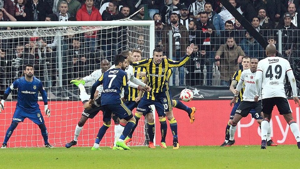 Beşiktaş - Fenerbahçe derbisi ne zaman, saat kaçta, hangi kanalda canlı yayınlanacak? - 2