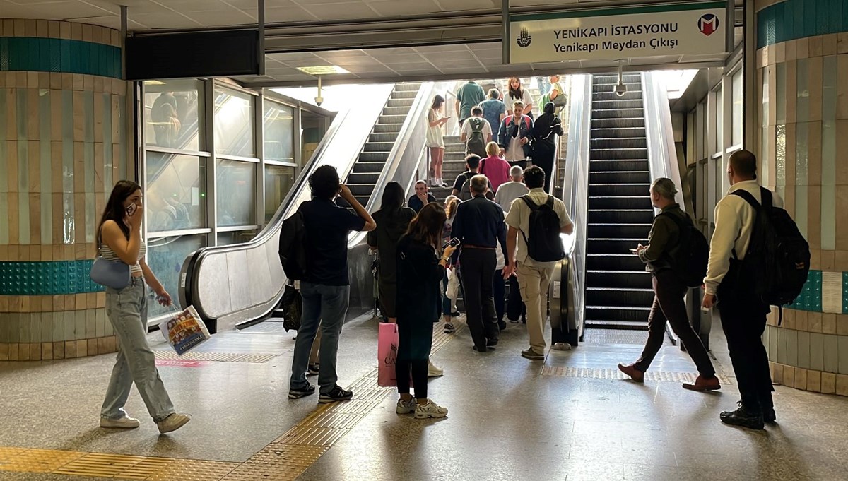 Yenikapı-Hacıosman metro seferlerinde teknik arıza Yenikapı-Hacıosman metro seferlerinde teknik arıza