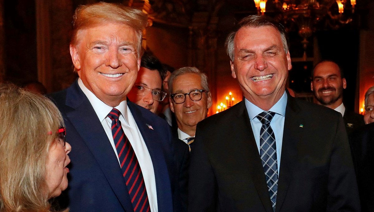 Eski devlet başkanına kelepçe