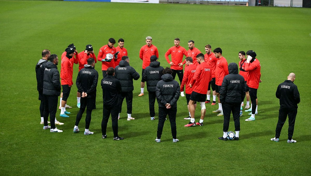 A Milli Futbol Takımı, Almanya ve Galler maçı hazırlıklarına başladı