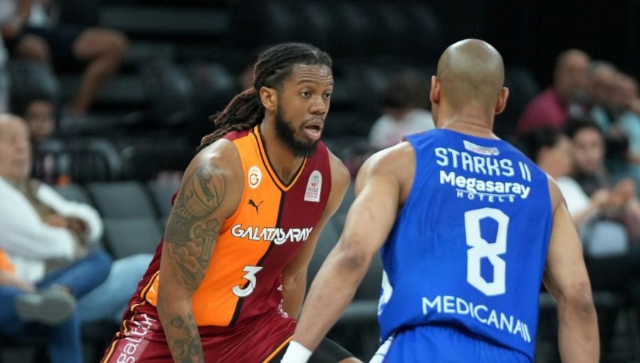 Galatasaray kazandı, play-off'a kaldı