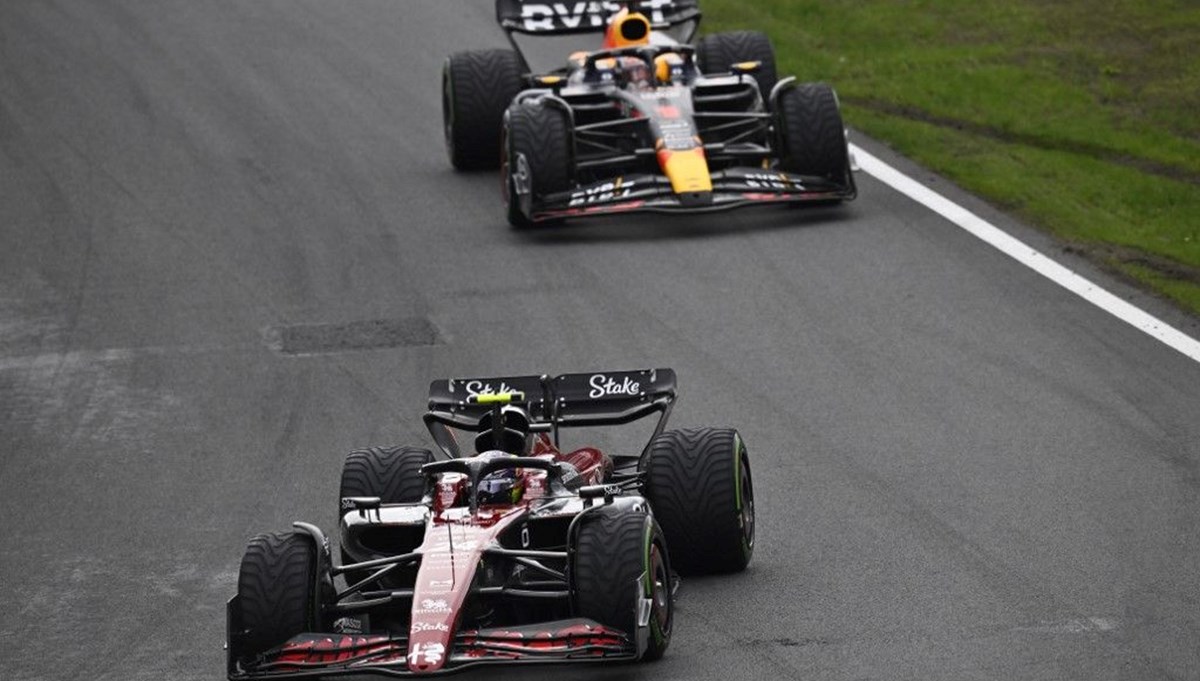 Formula 1 ekiplerinden Alfa Romeo, Guanyu Zhou'nun sözleşmesini 2024'e kadar uzattı