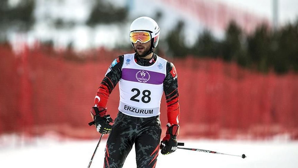 Kayağa 2,5 yaşında başladı, annesi benzinlikte hocasına teslim etti: Şampiyon Berkin ve hocaların hocası babasının acı sonu - 5